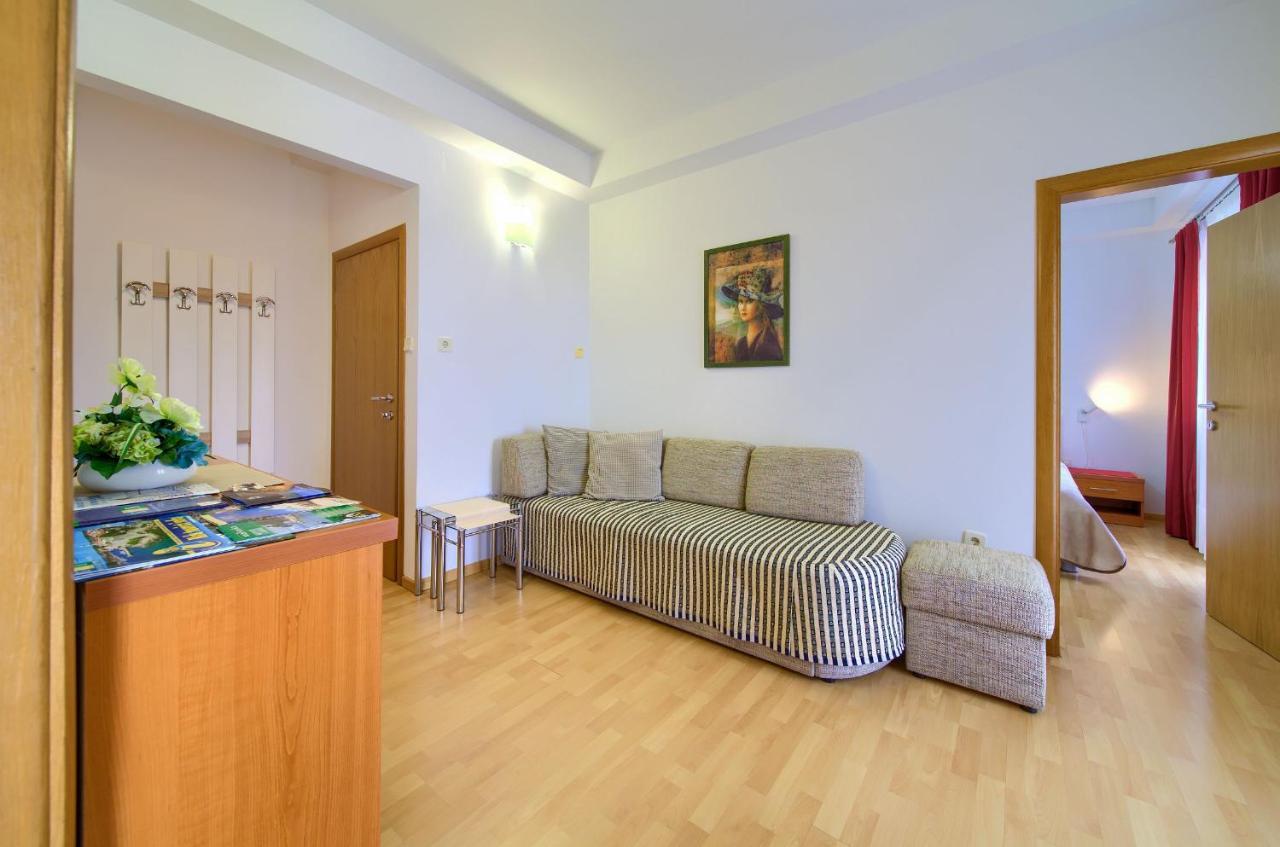 Apartments Jele مالينسكا المظهر الخارجي الصورة